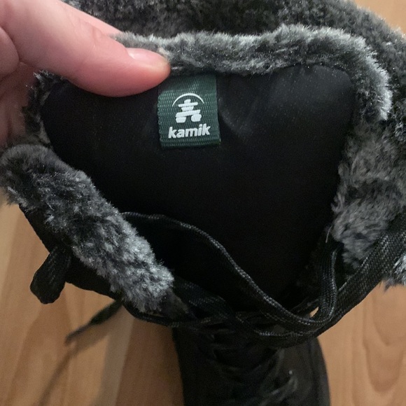 Kamik Waterproof fur boots size 7 - Picture 8 of 10
